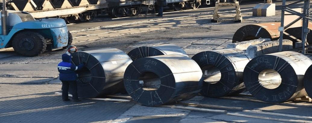 عدم کاهش میزان صادرات محصولات فولادی به بازار بین الملل 